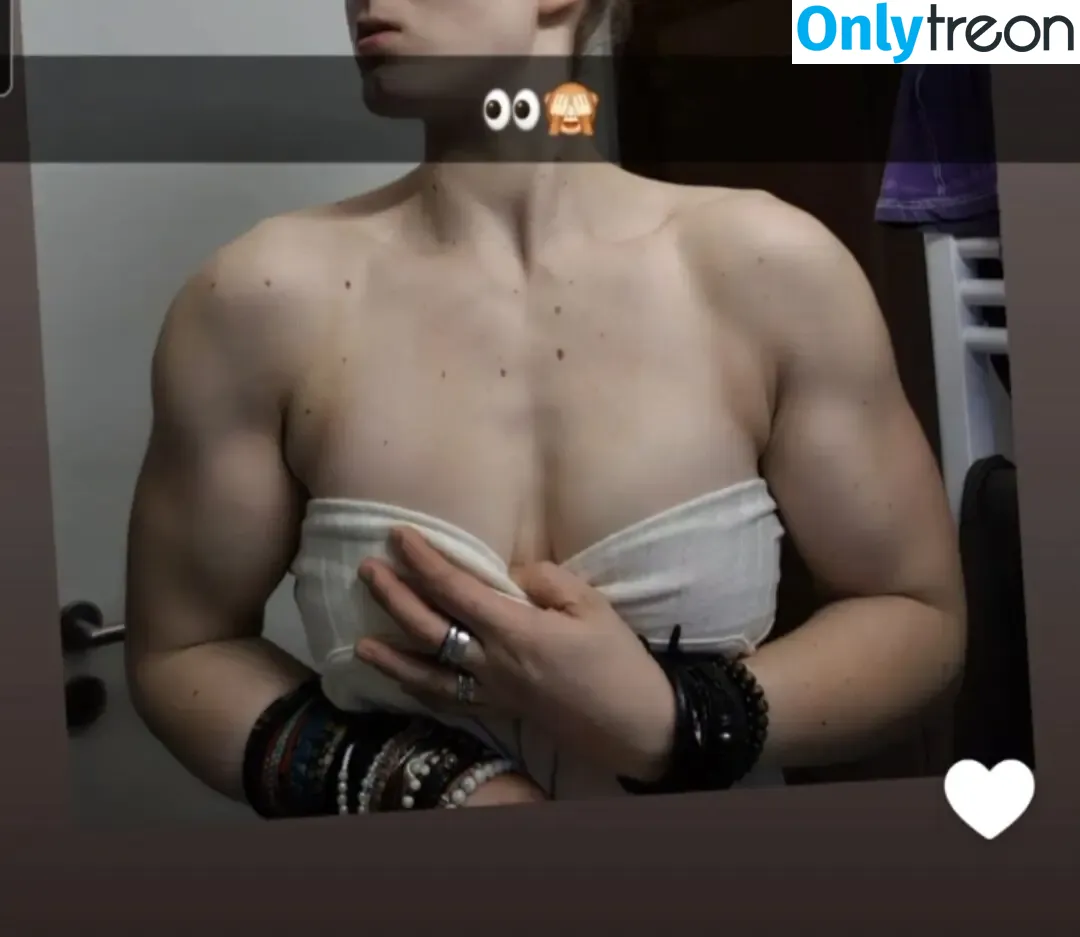 einfachnurchristiinaa nude photo #0088 (einfachnurchristiinaa)