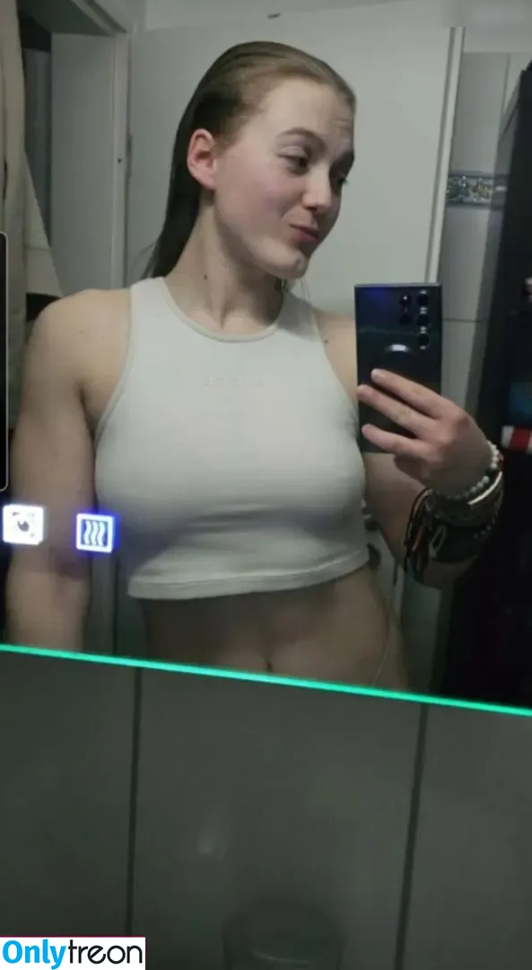 einfachnurchristiinaa nude photo #0104 (einfachnurchristiinaa)