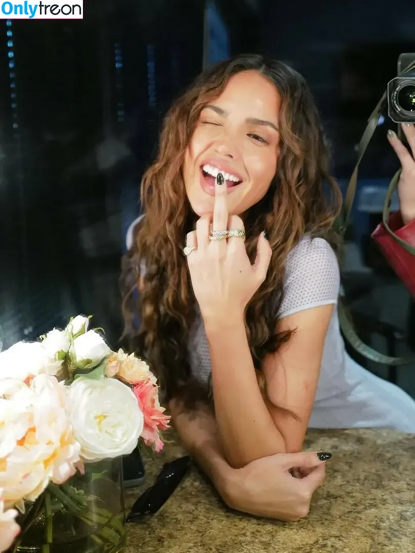 Eiza Gonzalez голая photo #2558 (eizagonzalez / elisagonz)