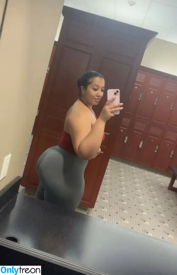 Ekassii nude photo #0021 (fitgoddess99)