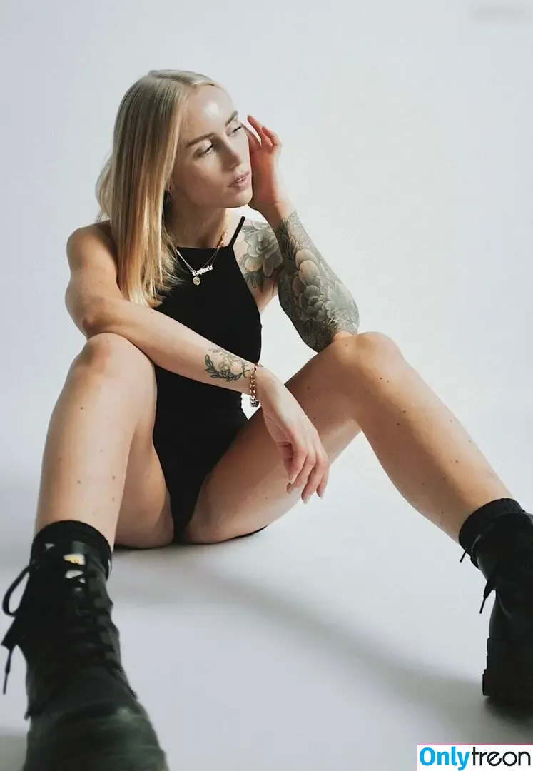 Ela Rausch , Raphaela nude photo #0028 (Elarausch)