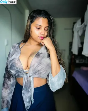 Elakkiya Rajendran / elakkiyaaofficial nude photo #0016