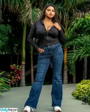 Elakkiya Rajendran / elakkiyaaofficial nude photo #0030
