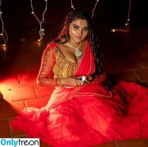 Elakkiya Rajendran / elakkiyaaofficial nude photo #0037