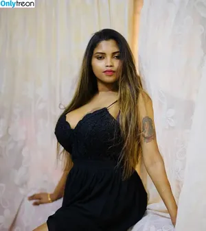Elakkiya Rajendran / elakkiyaaofficial nude photo #0059
