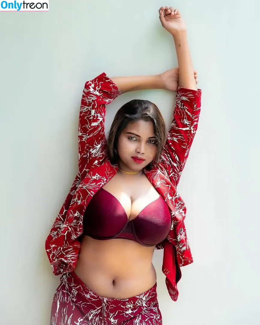 Elakkiya Rajendran голая photo #0020 (elakkiyaaofficial)