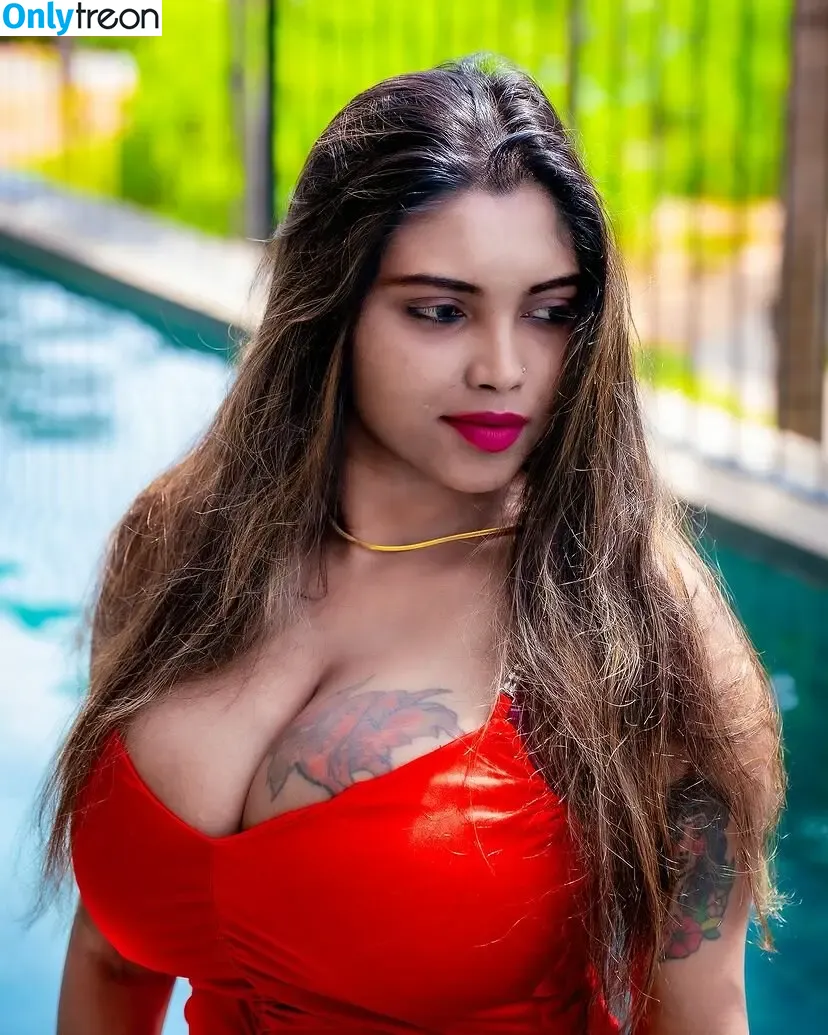 Elakkiya Rajendran nude photo #0021 (elakkiyaaofficial)