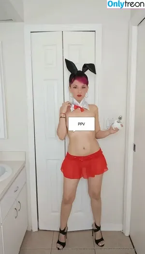  nude photo #0005