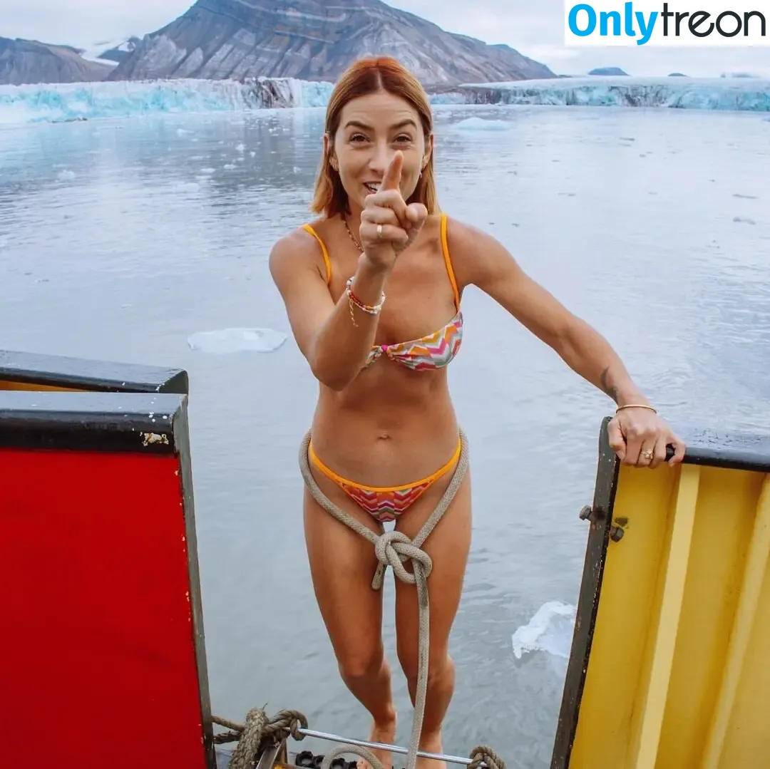 Elayna Carausu nude photo #0041 (elayna.carausu)