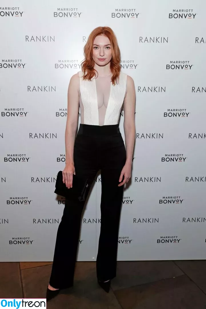 Eleanor Tomlinson nude photo #0005 (eleanortomlinson)