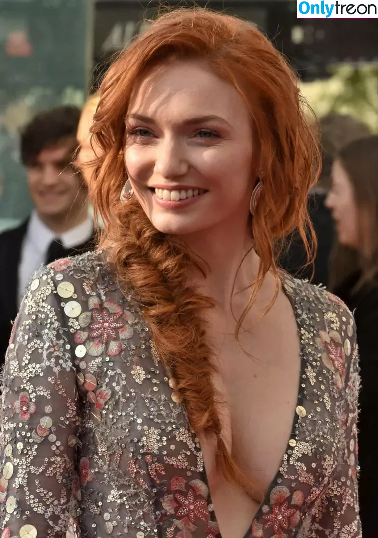 Eleanor Tomlinson nude photo #0038 (eleanortomlinson)