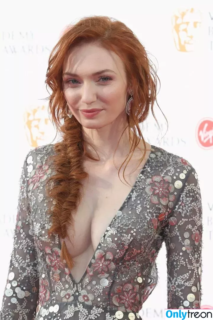 Eleanor Tomlinson nude photo #0039 (eleanortomlinson)