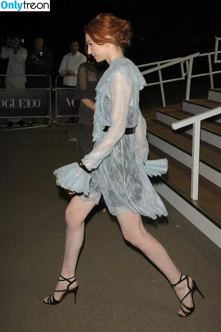 Eleanor Tomlinson nude photo #0082 (eleanortomlinson)