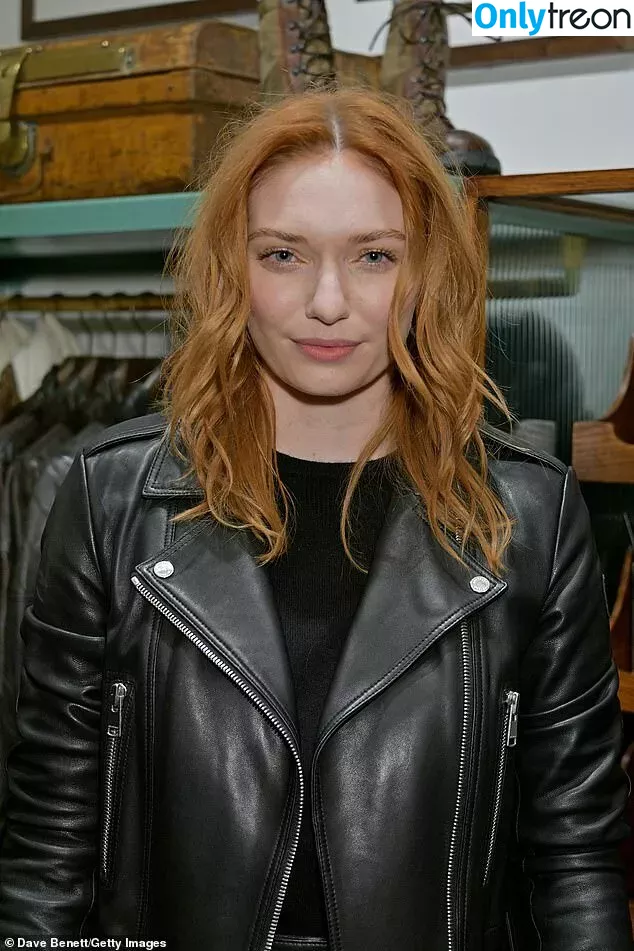 Eleanor Tomlinson nude photo #0084 (eleanortomlinson)