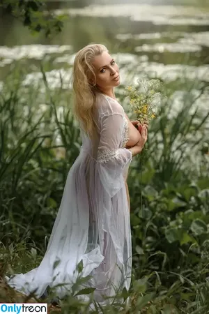 Elena Franz / elena.f.r.a.n.z фото голая #0016