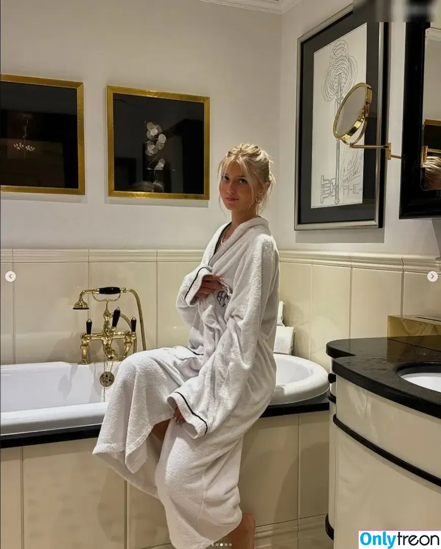 Elena Zoe голая photo #0014 (elena_zoe)