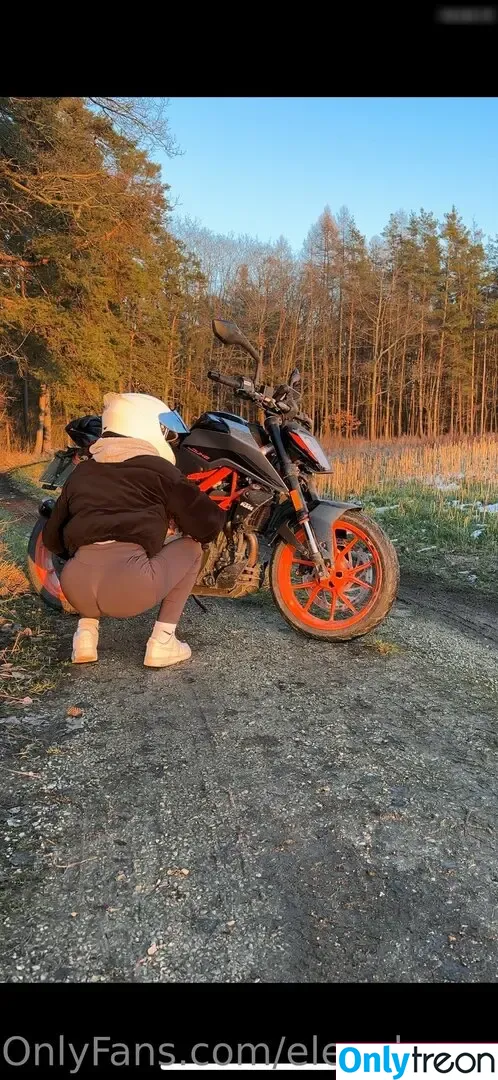 Elenarides голая photo #0025 (elenalovesbikers)