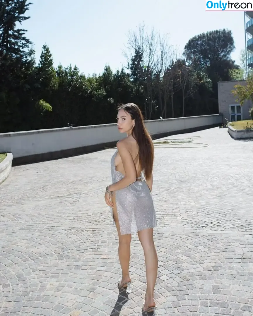 Eleonora Garrioli nude photo #0015 (eleonora.garatto / eleonoragarrioli)