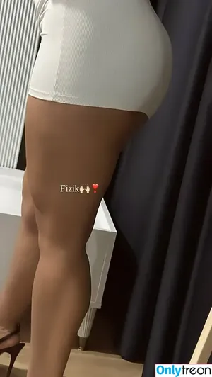Elif Karaarslan / elifkaraarslan_17 nude photo #0225