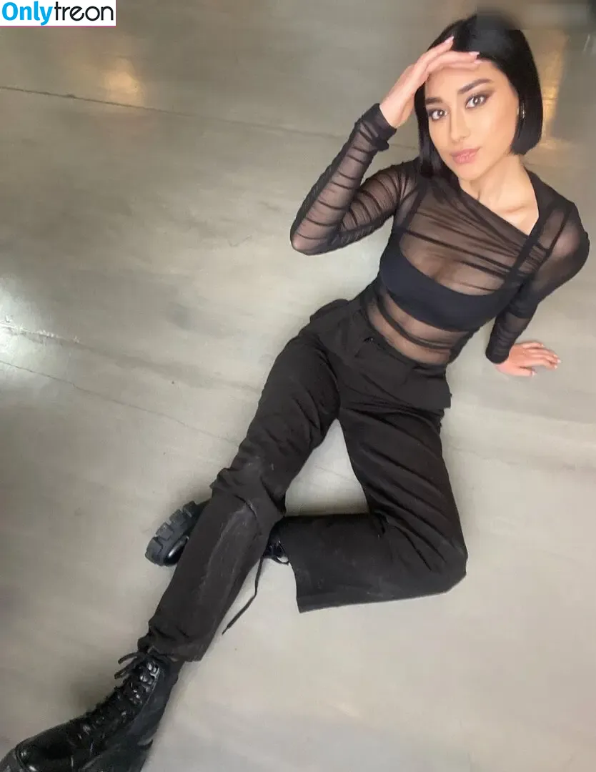 Elif nude photo #0020 (elifmusic)