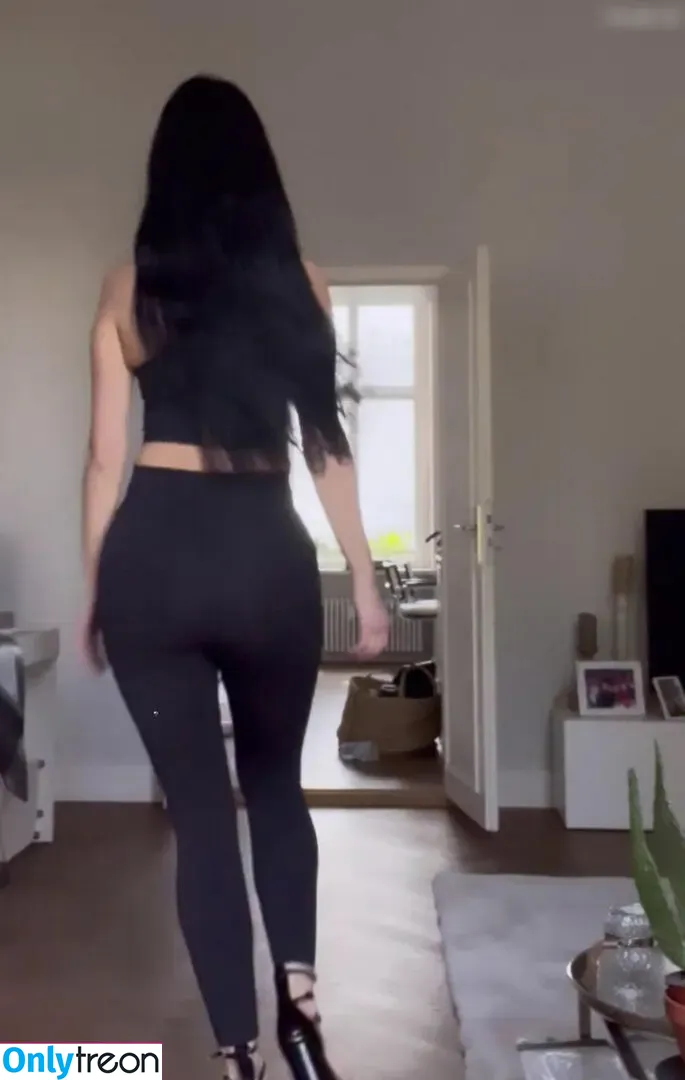 Elif nude photo #0040 (elifmusic)