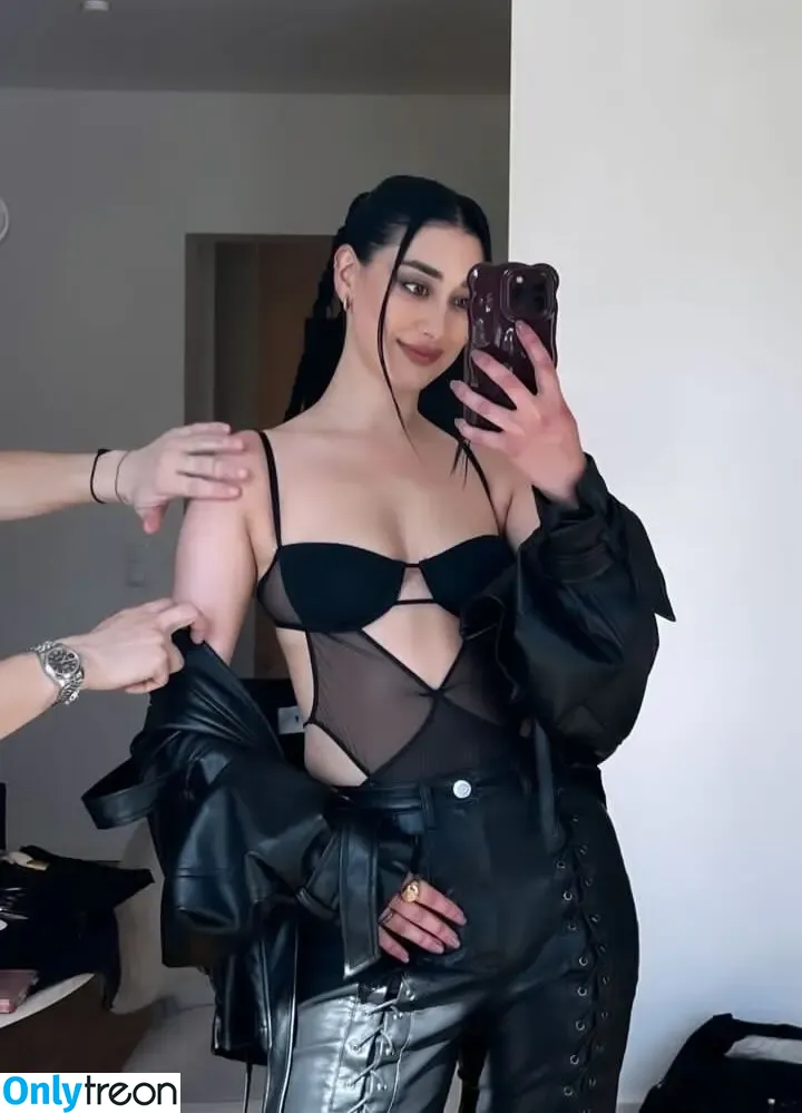 Elif nude photo #0188 (elifmusic)