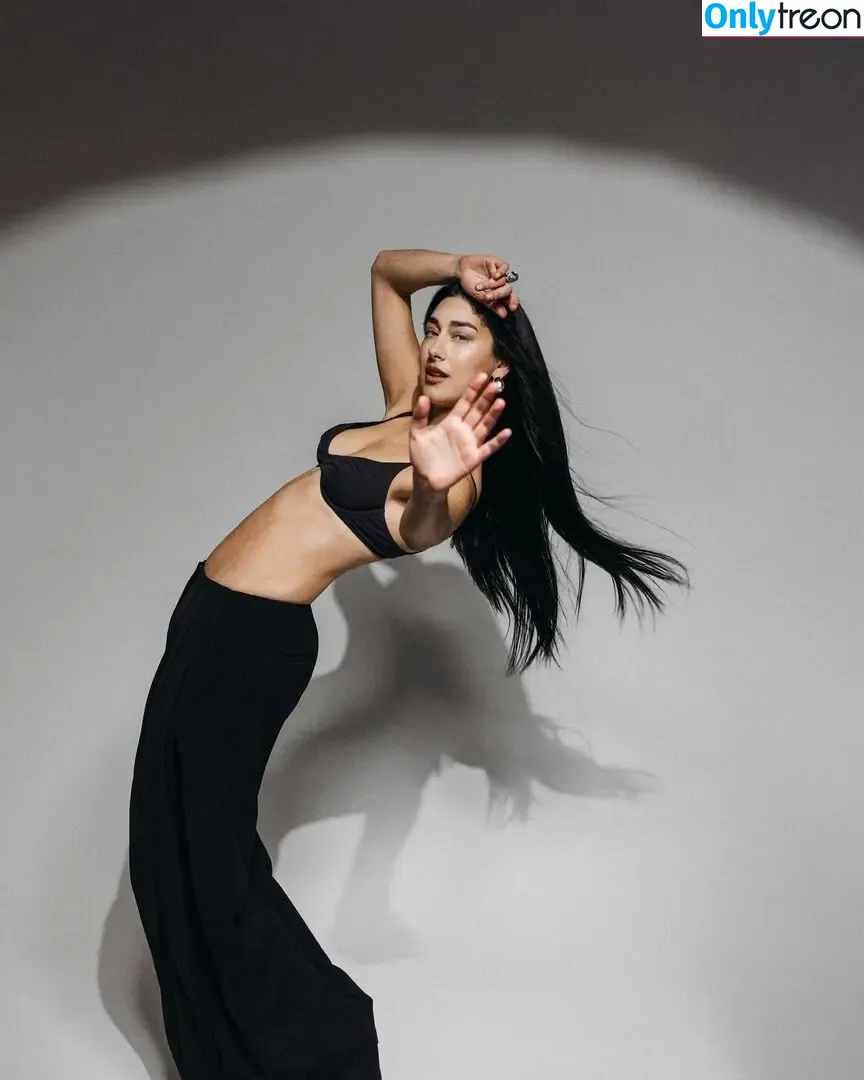 Elif голая photo #0232 (elifmusic)