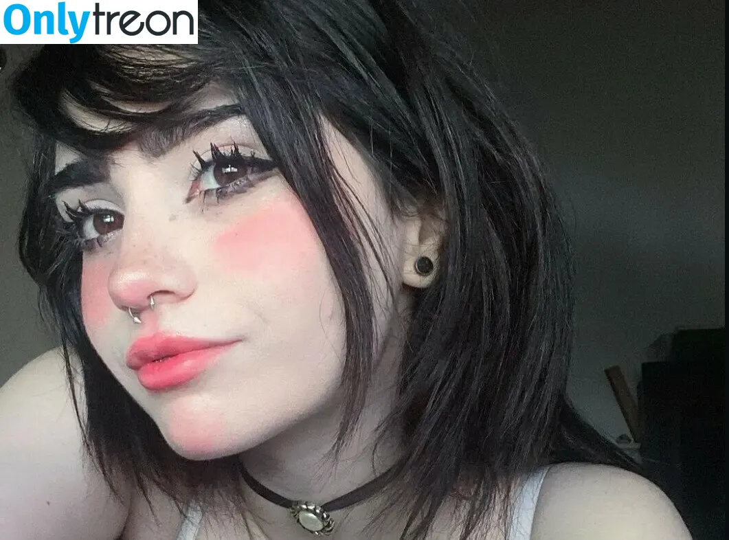 elinoiiddx nude photo #0024 (nereiddax)