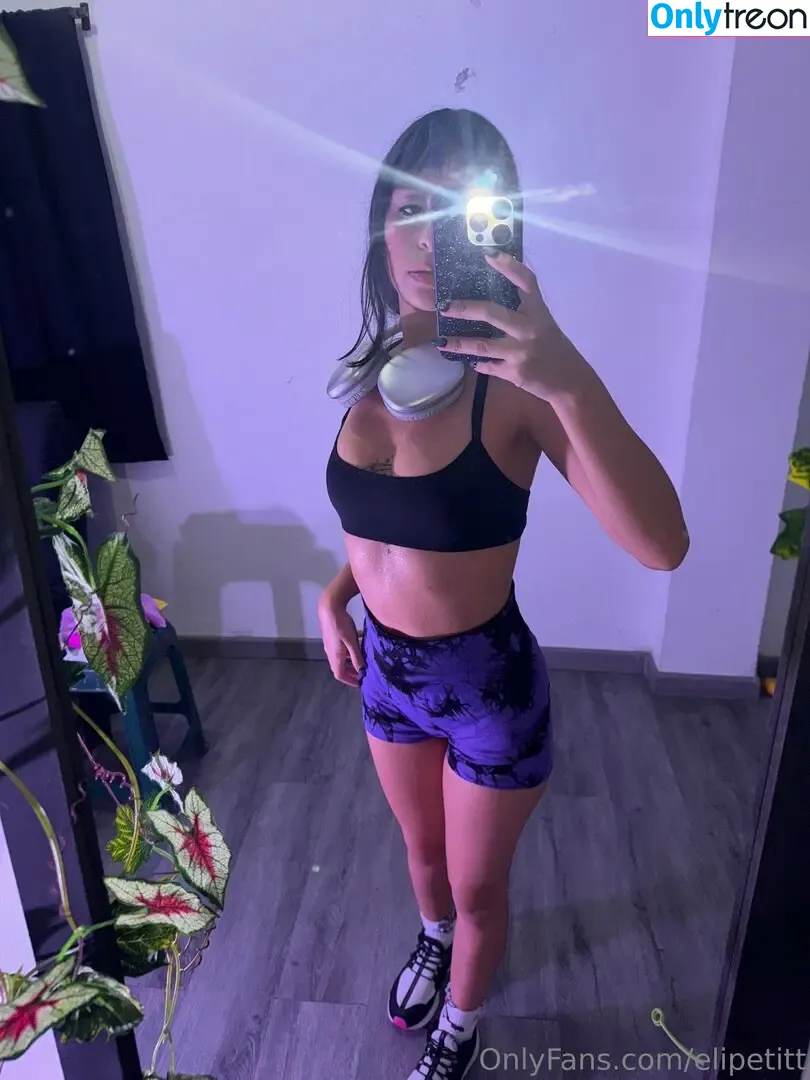 elipetitt nude photo #0021 (elipetitt_)