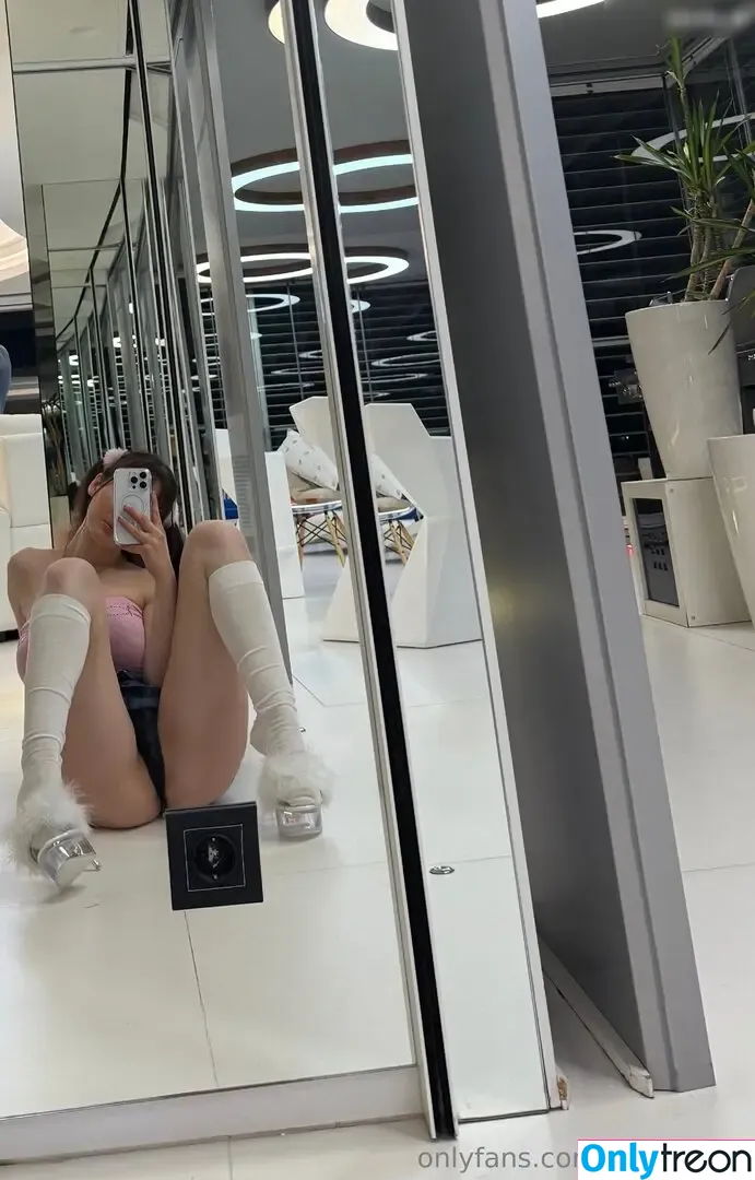 Elisa Aline nude photo #0119 (elisa_aline / elisa_alnn)