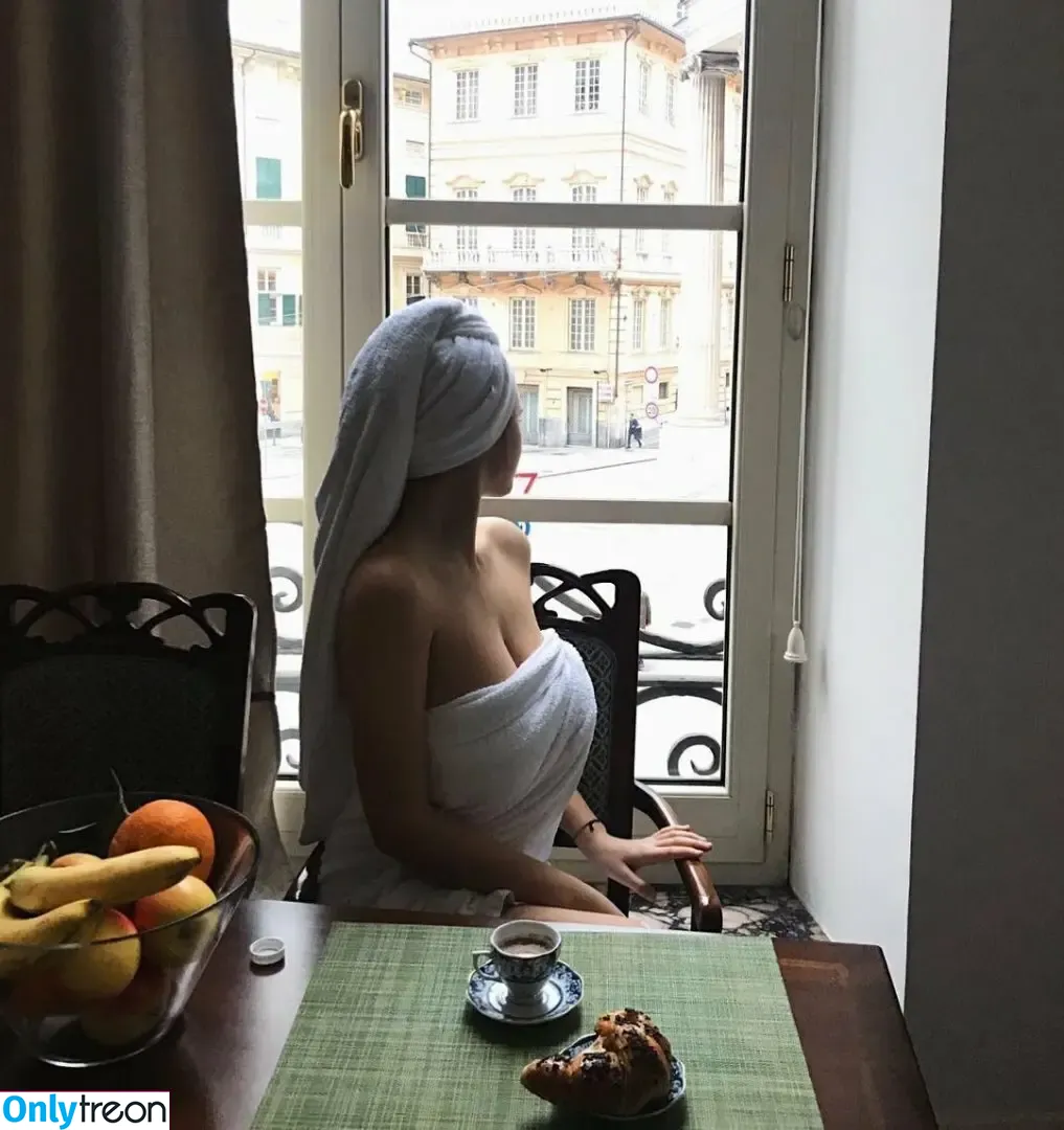 Elisa Berami голая photo #0011 (elisaberami / elisadepanicis)