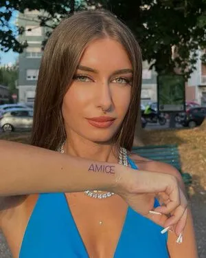 Elisa Esposito / eli.esposito / eli.espositoo / la_prof_eli nude photo #0052