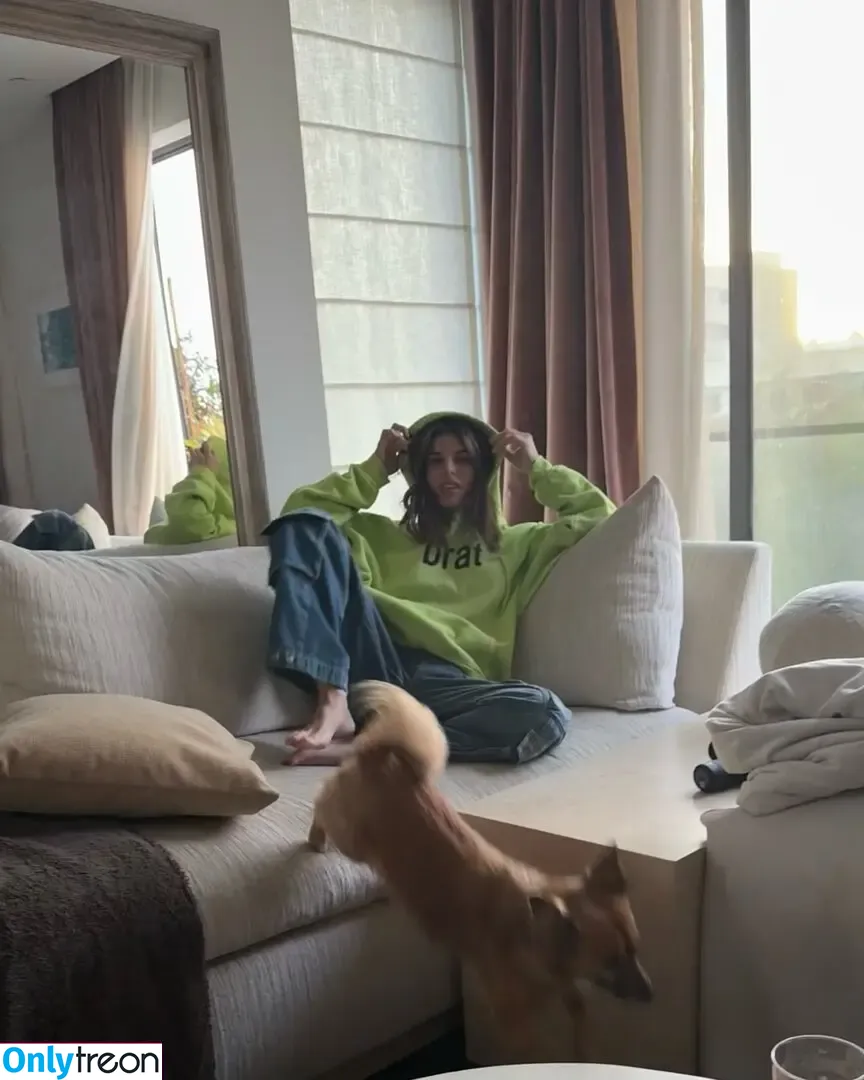 Elisabetta Canalis nude photo #1268 (JustElisabetta / littlecrumb_)