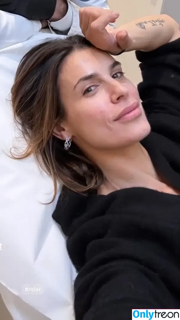 Elisabetta Canalis nude photo #1305 (JustElisabetta / littlecrumb_)