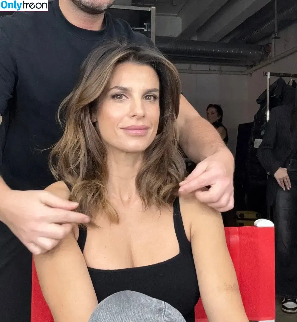 Elisabetta Canalis nude photo #1317 (JustElisabetta / littlecrumb_)