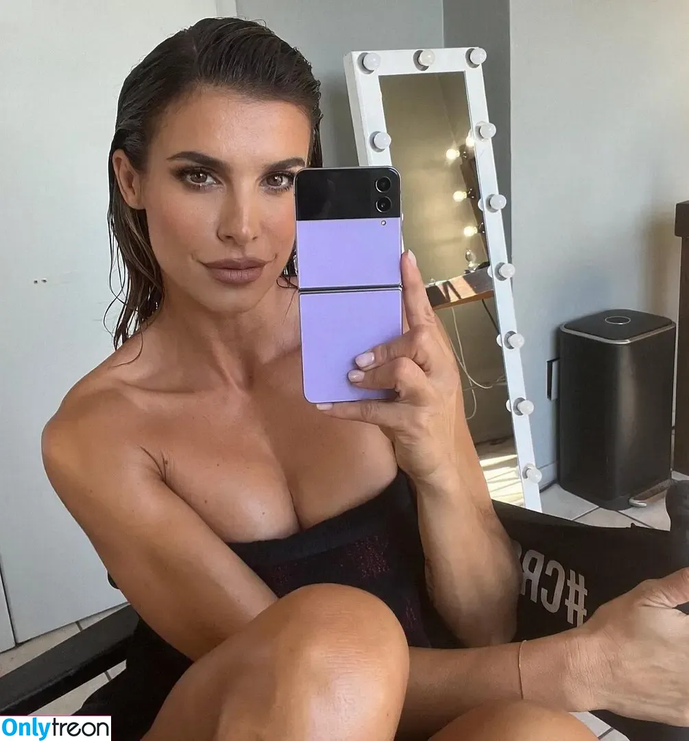 Elisabetta Canalis nude photo #1327 (JustElisabetta / littlecrumb_)