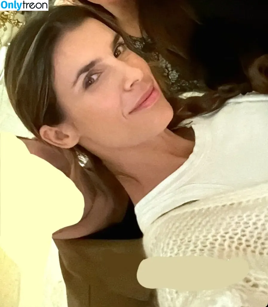 Elisabetta Canalis голая photo #1491 (JustElisabetta / littlecrumb_)