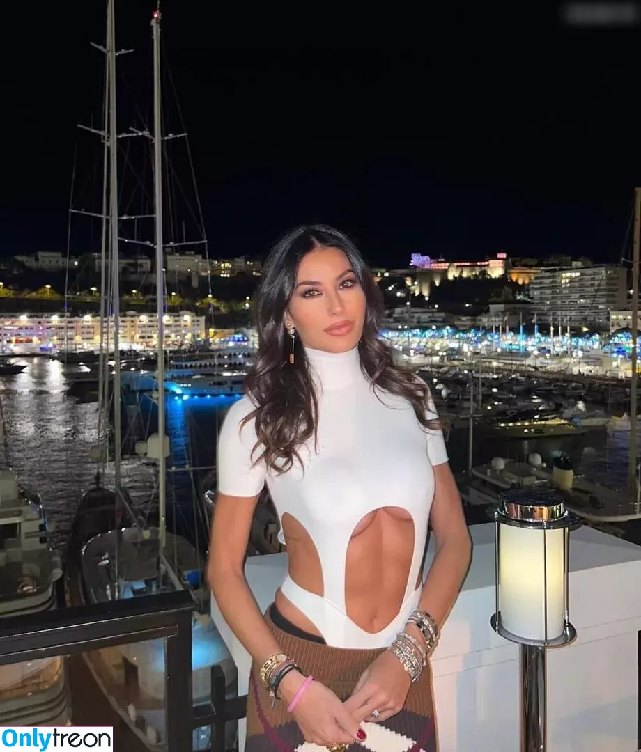 Elisabetta Gregoraci nude photo #0089 (elisabettagregoracireal)