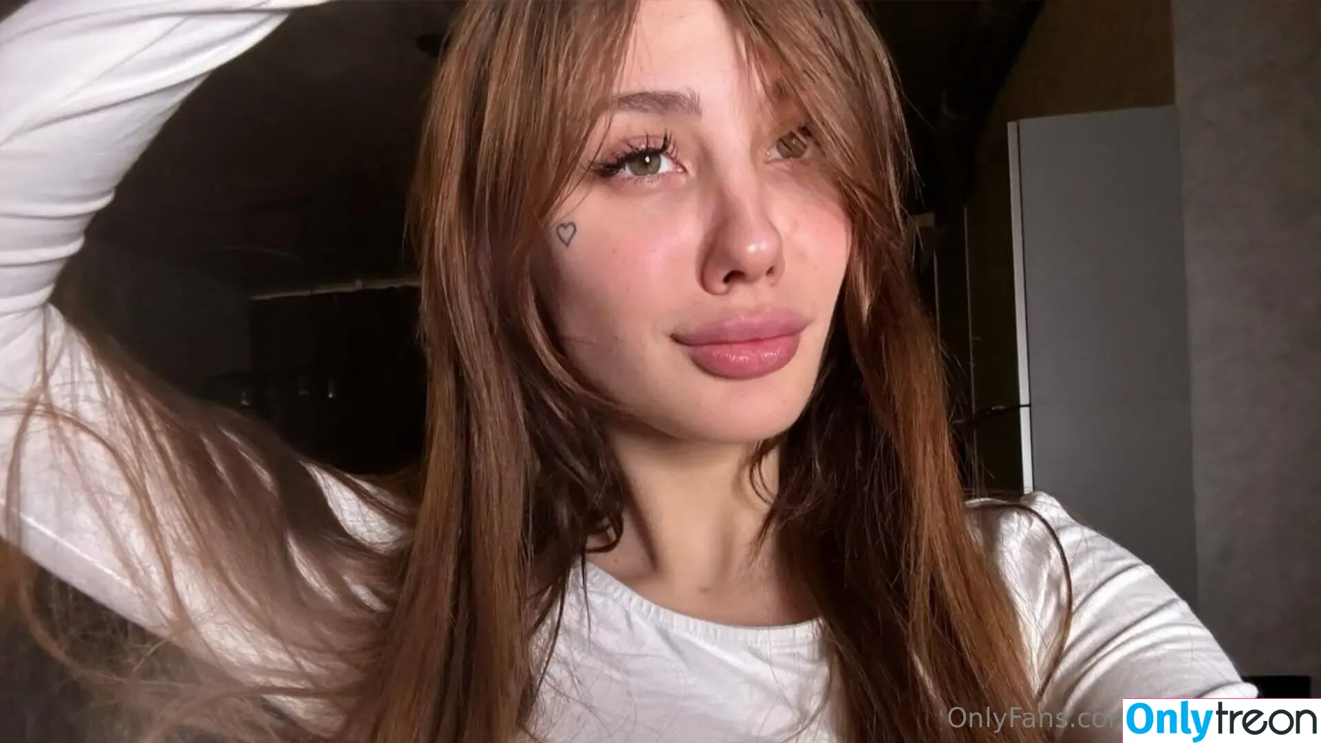 elisabrownie nude photo #0020 (elisablondie)