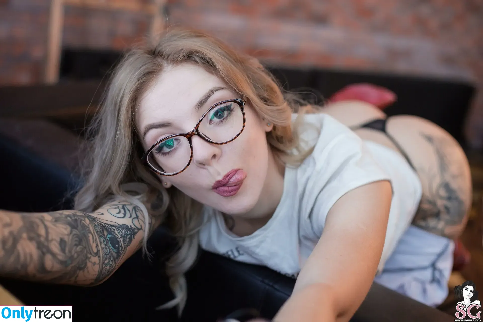 Elisarose голая photo #0378 (elisarose_sale / elisarose_sg)