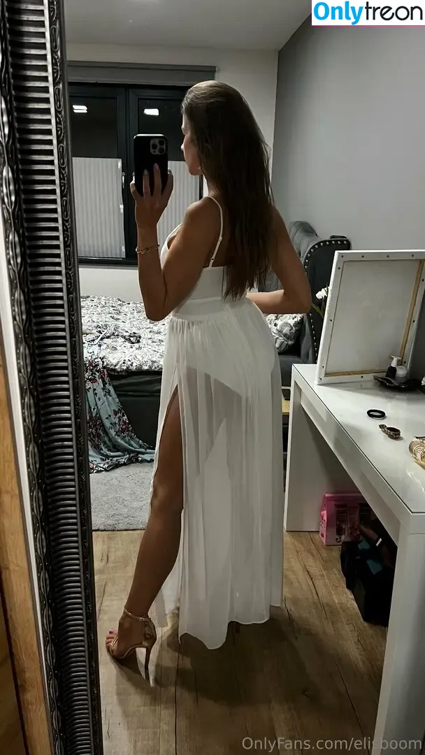 elisboom nude photo #0034 (eliza.boom)