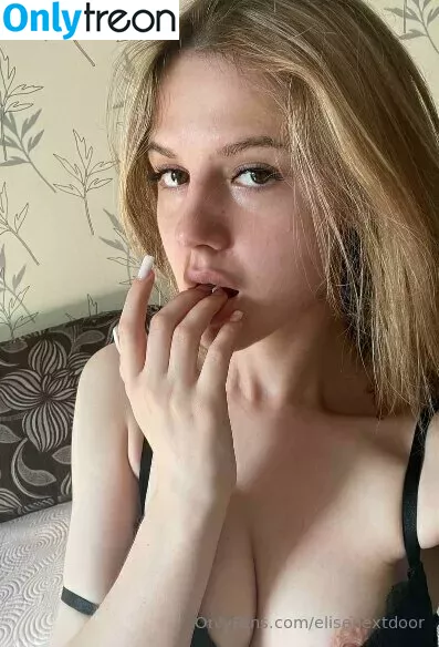 elisenextdoor nude photo #0127 (elise_outside)