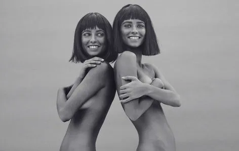 Elisha & Renee Herbert / elisha__h nude photo #0037
