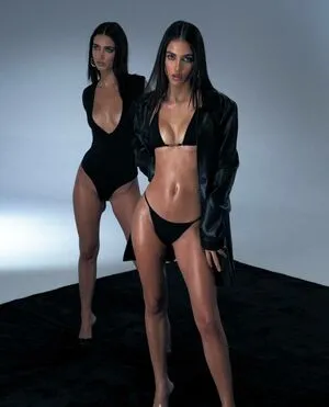 Elisha & Renee Herbert / elisha__h nude photo #0097