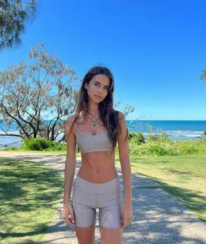 Elisha & Renee Herbert / elisha__h nude photo #0218