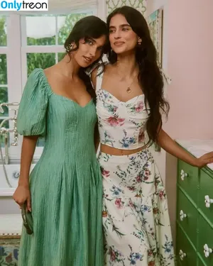 Elisha & Renee Herbert / elisha__h фото голая #0442