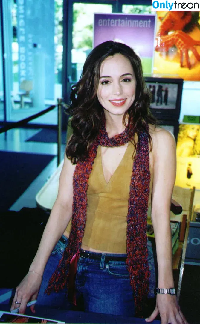 Eliza Dushku голая photo #0066 (ElizaDushku)