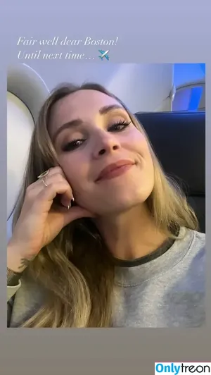 Eliza Taylor / elizajaneface nude photo #0187