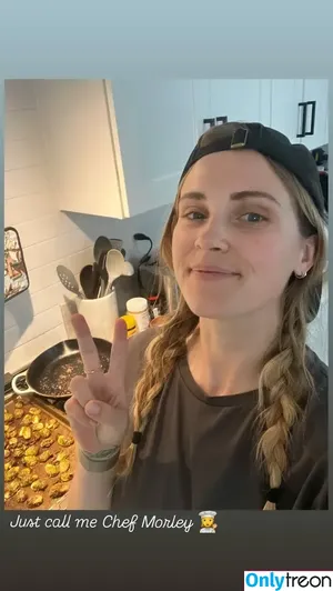 Eliza Taylor / elizajaneface nude photo #0190
