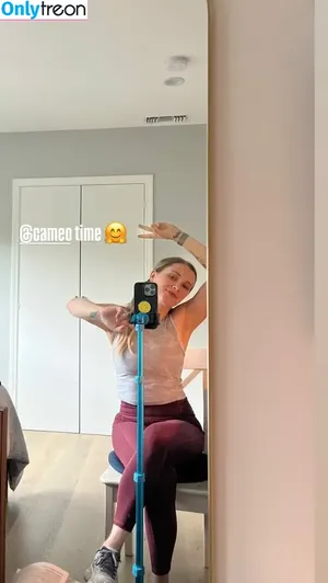 Eliza Taylor / elizajaneface nude photo #0192